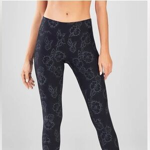 Fabletics High Waisted Powerflex 7/8 Leggings